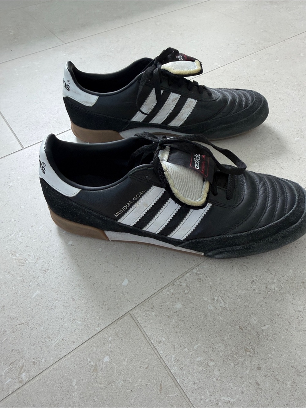 adidas mundial goal Classic Indoor Soccer Sneakers - Picture 3 of 5